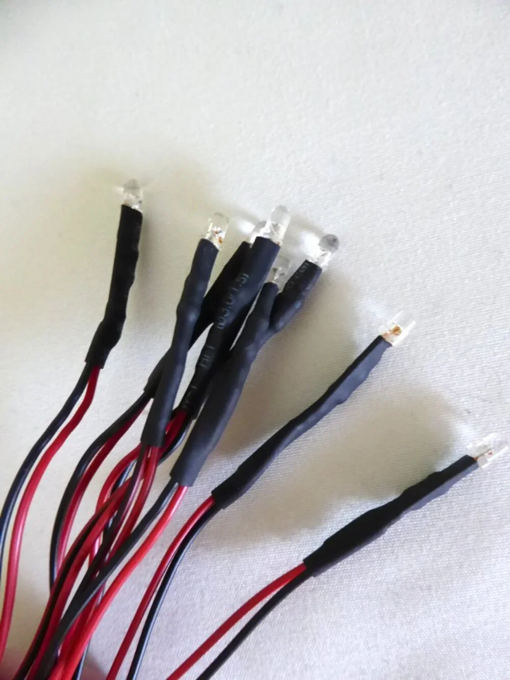 NEW RED & WHITE LED LOW VOLTAGE 9 VOLT BATTERY POWERED LIGHT SETS FOR HALLOWEEN